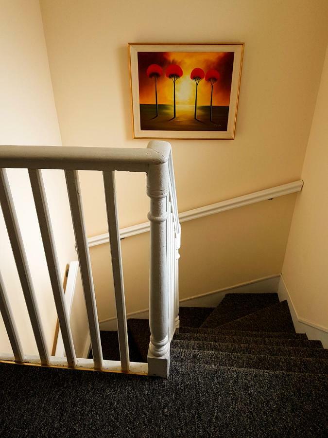 Townhouse In Centre Of Cobh Apartment ภายนอก รูปภาพ